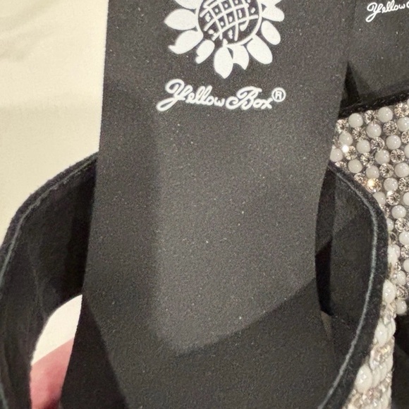 Yellow Box Black Sandals with Sparkling Silver Embellishments - Picture 3 of 6